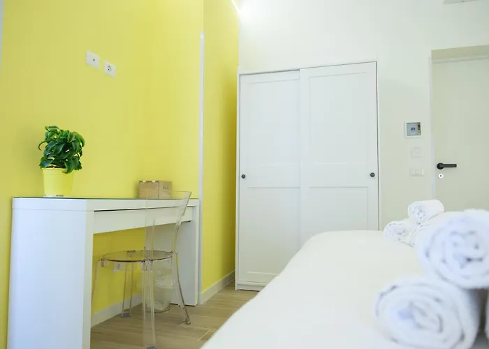 Rainbhome Colourful 4* Rome